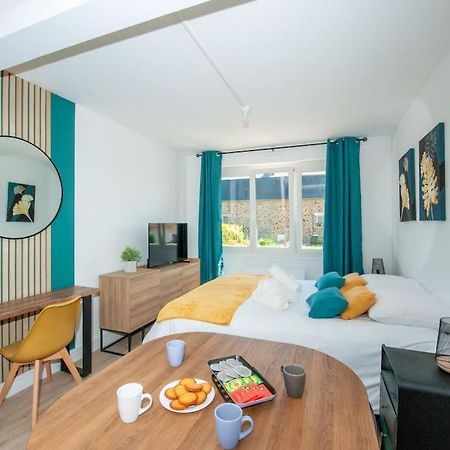 Appartement Proche Gare Routiere Fougères Exteriör bild